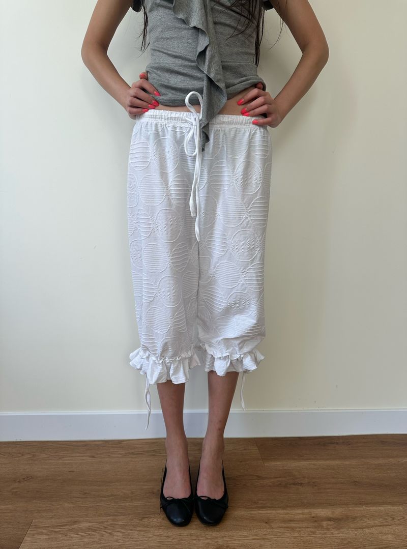 dot frill pants