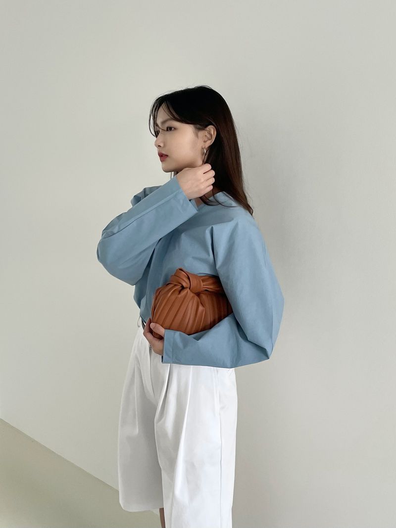 Feminine v-neck shirt