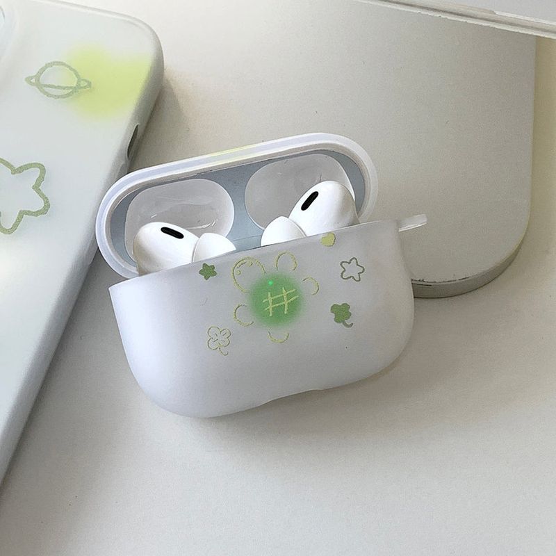 Clover Turtle AirPods Case_matt