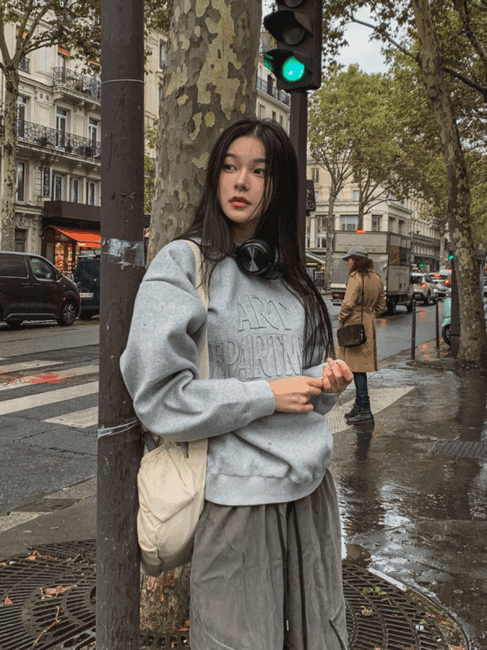 ULAN（ユレン）の「Art wool patch sweatshirt（Tops）」