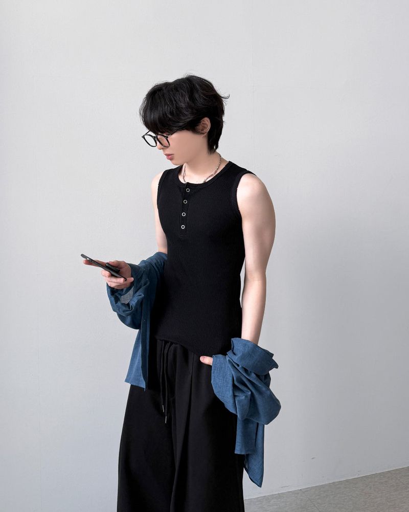 Bertin Henley-Neck Sleeveless