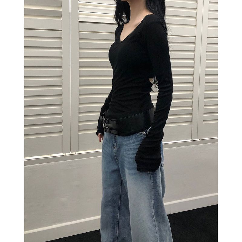 Back Slit V-neck T