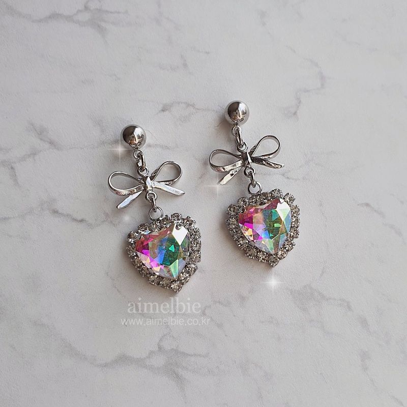 Rainbow Princess Heart Earring (Lovelyz Jiae Earring)