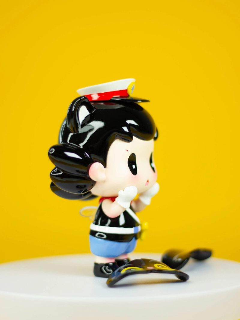 TOTO-Black Cat Detective Collaboration