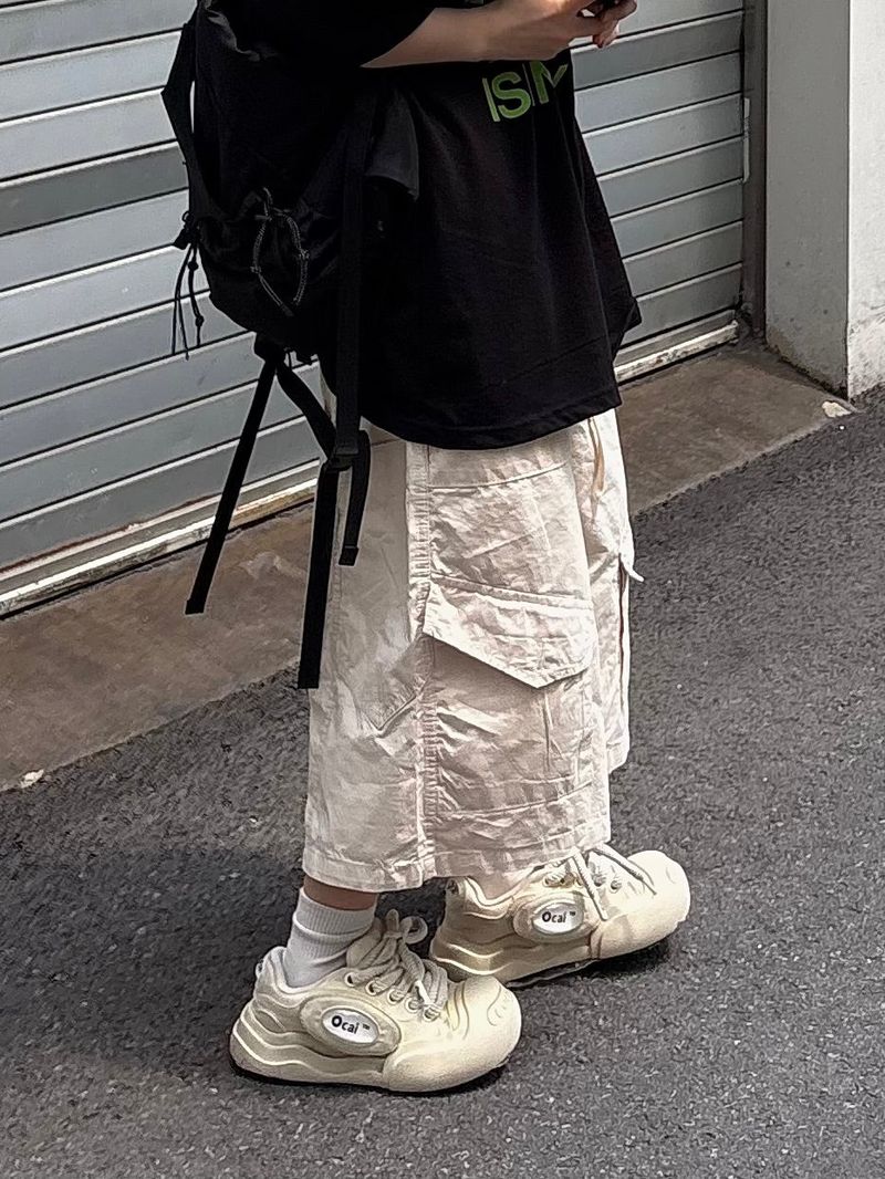 feather cargo bermuda pants