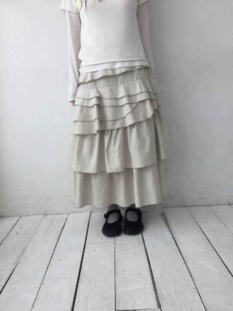 カンカンロングスカート