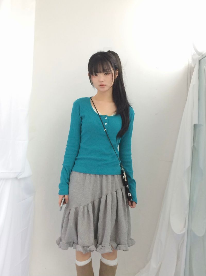 Flare cotton incision skirt