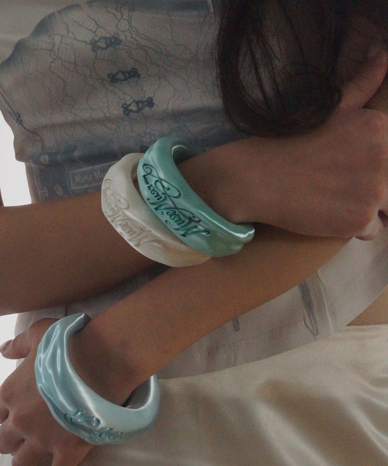 Musemuseum Silk Bangle
