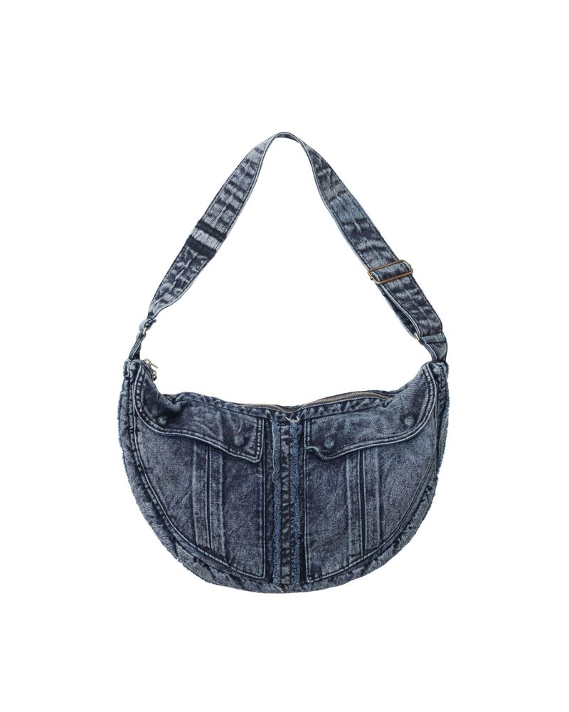 IUGAMAKARAS（イウガマカラス）の「Washed Denim Shoulder Bag (Blue)（Bags）」