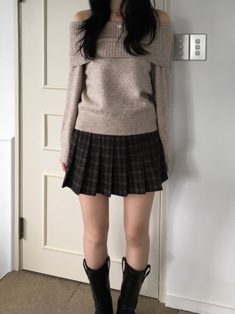 Uni Off-Shoulder Knitwear (4 colors)