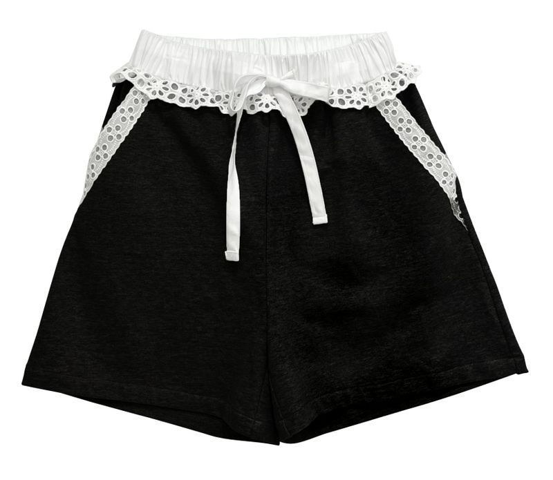 Lace band shorts