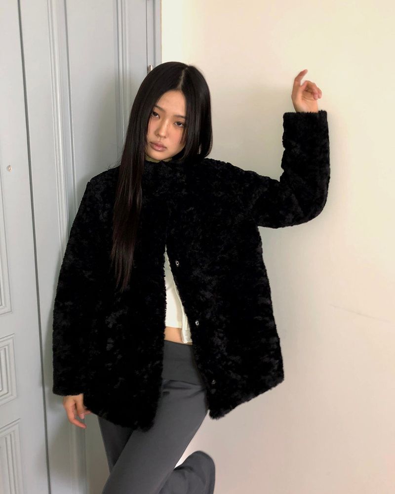 Neumin Midi High-Neck Fur Jacket