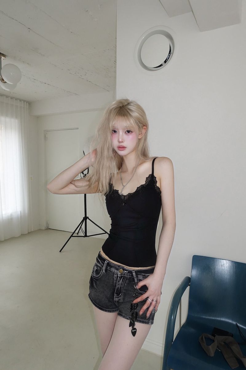 Dew Lace Sleeveless