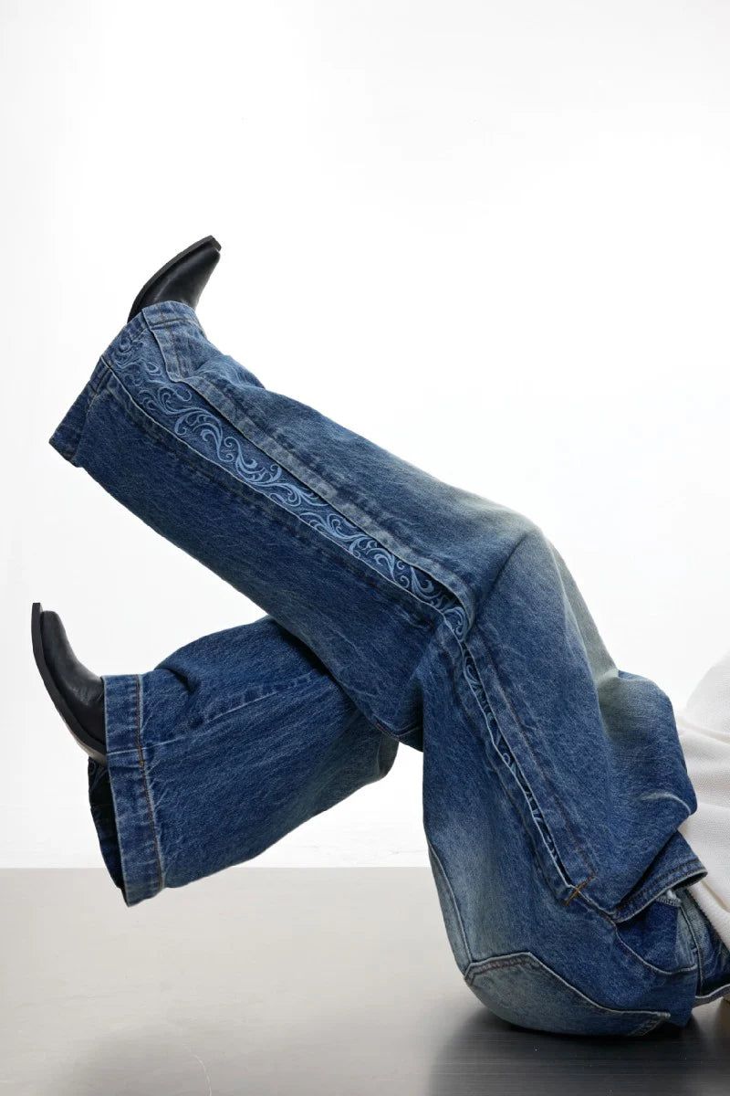 Washed Gradient Embroidered Jeans