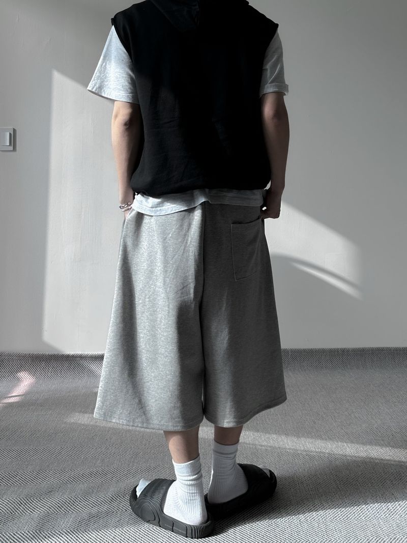 SIO two tuck bermuda sweat pants