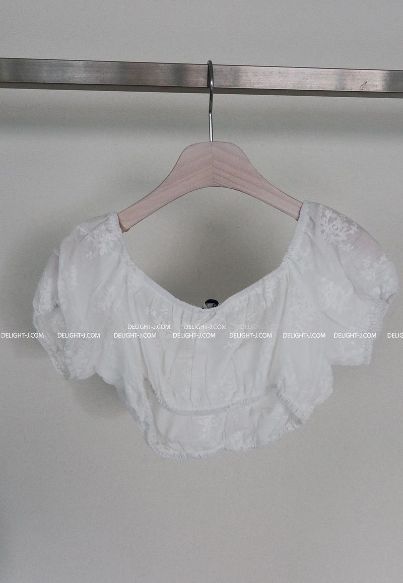eyelet cropped short-sleeved blouse