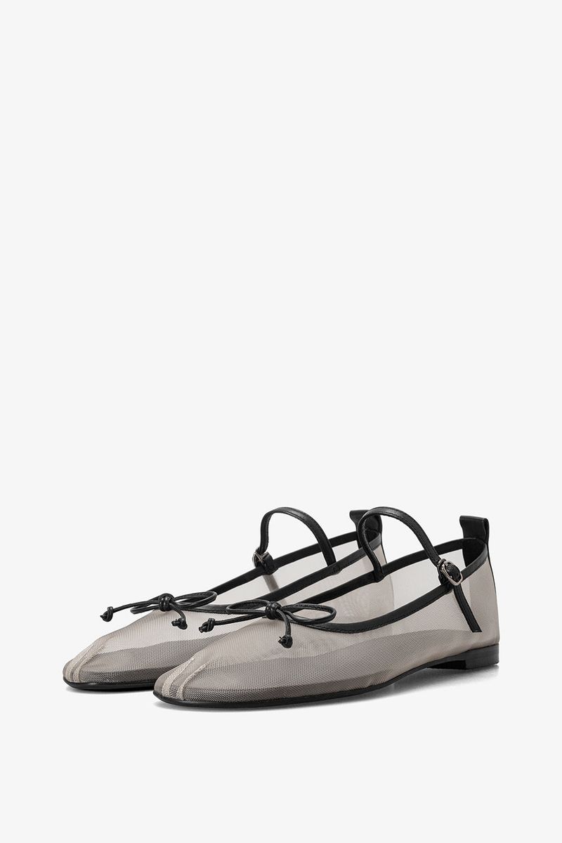 PINTUCK RIBBON FLAT IN GILDED BEIGE&BLACK