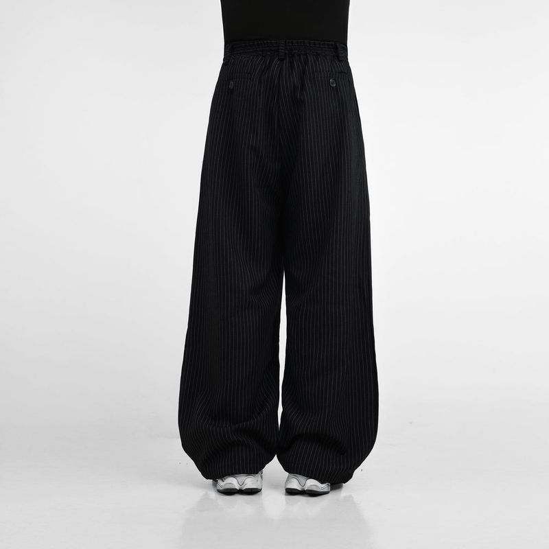 HIERARCHY STUDIOS Unruled - Stripes Black Tuck Slacks Trousers
