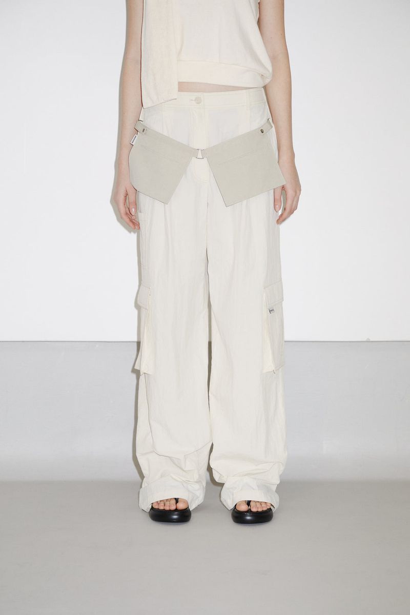 ONHEE（オニ）の「NYLON CARGO DETACHABLE POCKET PANTS（Pants）」