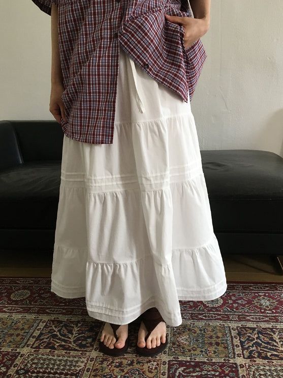 Nayuta Pintuck Tiered Banding Long Skirt
