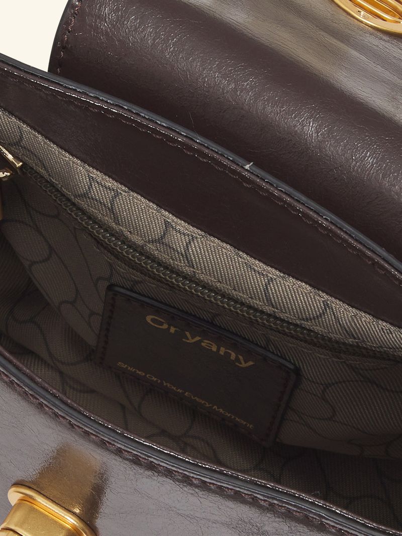 Egg Lock Tote