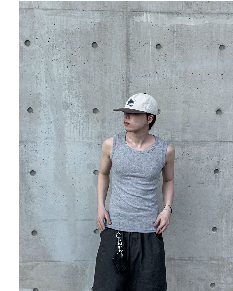 Cutting Line Ribbed Sleeveless Top
