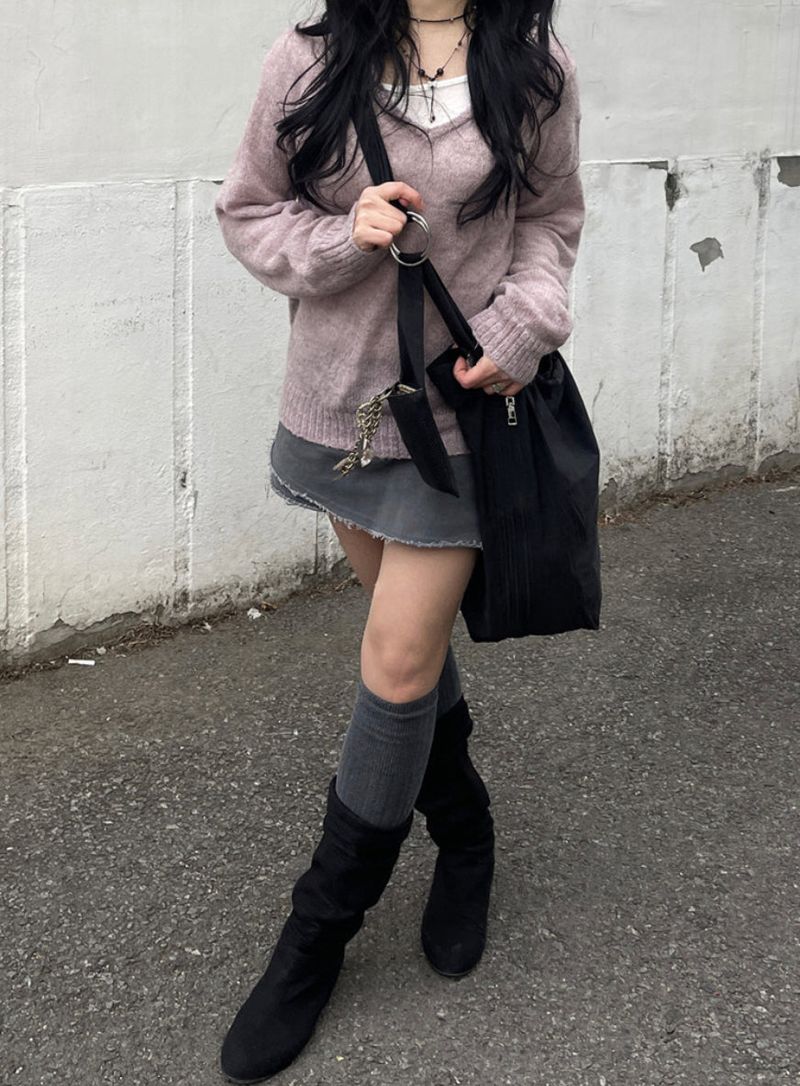 Basic alpaca v-neck knit