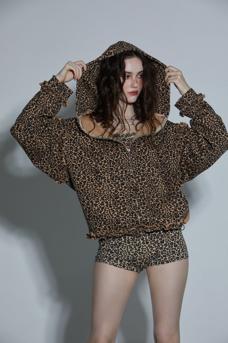 LEOPARD HOOD