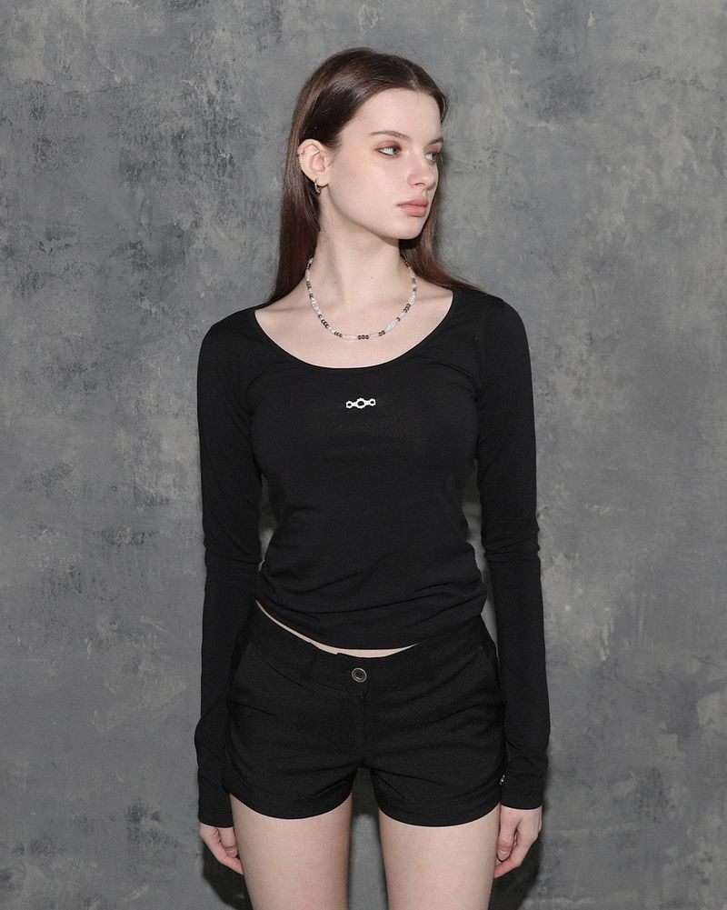 Triclipse Embroidered Logo U-Neck Long Sleeve Black