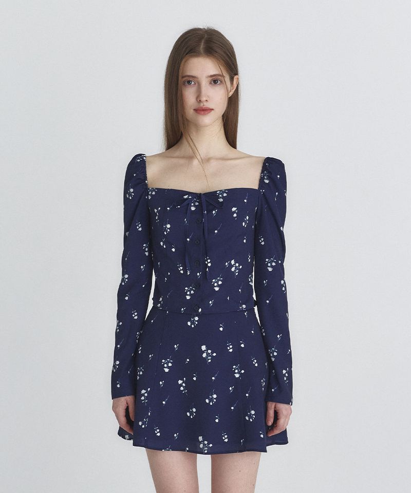 Not your rose（ノットユアローズ）の「Ribbon square blouse (Navy)（Tops）」