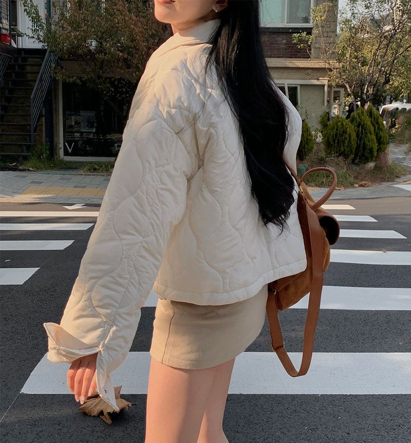 [BELLIDE MADE] Mat string quilting collar lightweight jacket padding