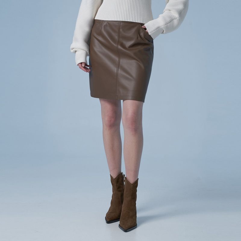 SPERONE（スペロネ）の「Faux Leather Round Skirt (Mocha)（Skirts）」