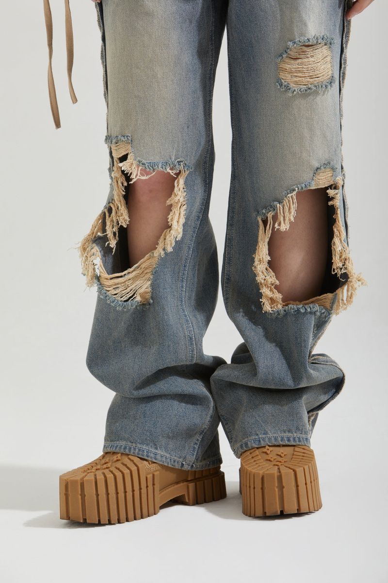 BOLD DENIM