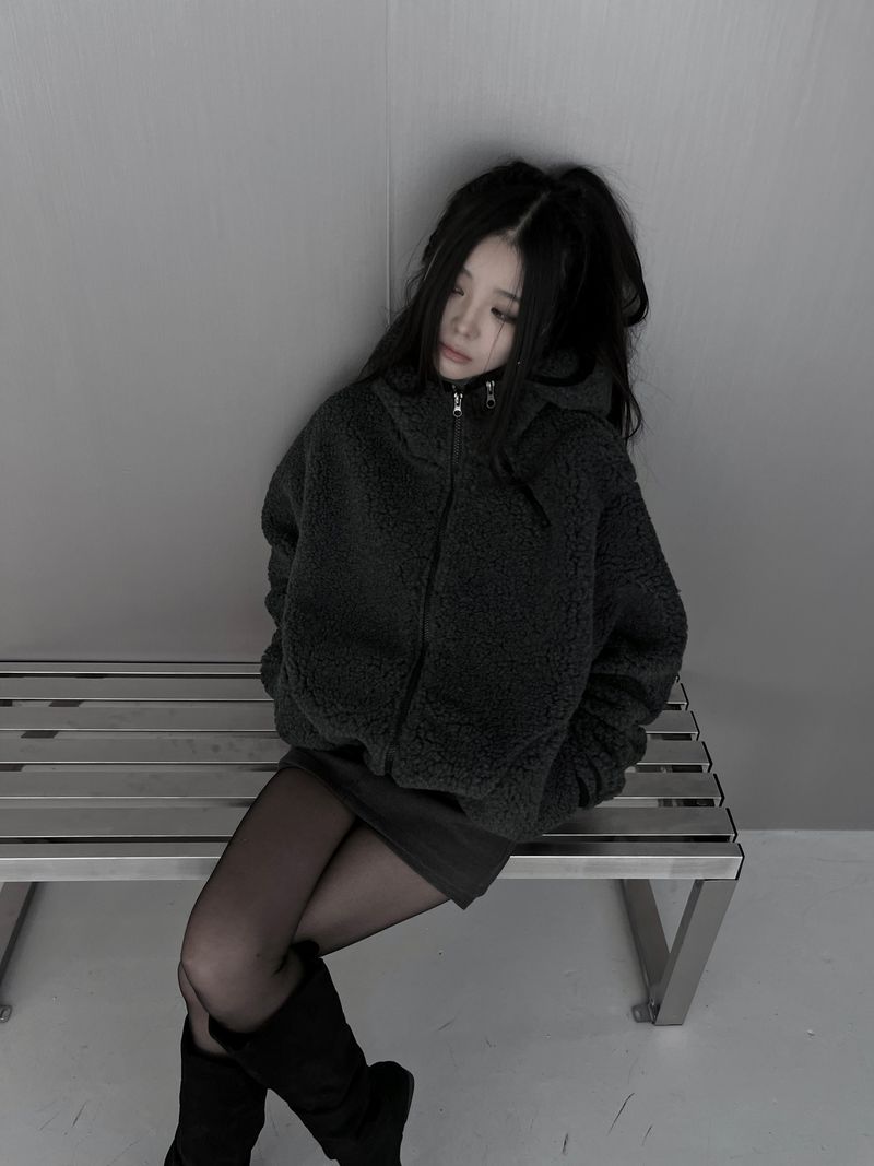 URBAN UNIQUE（アーバンユニーク）の「[unisex] シェルパフーディーフリースジップアップ (2color)（ジャケット/アウター）」