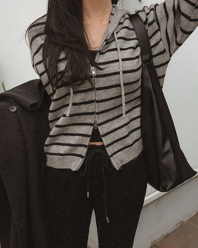 Nive Stripe Hood Zip-Up