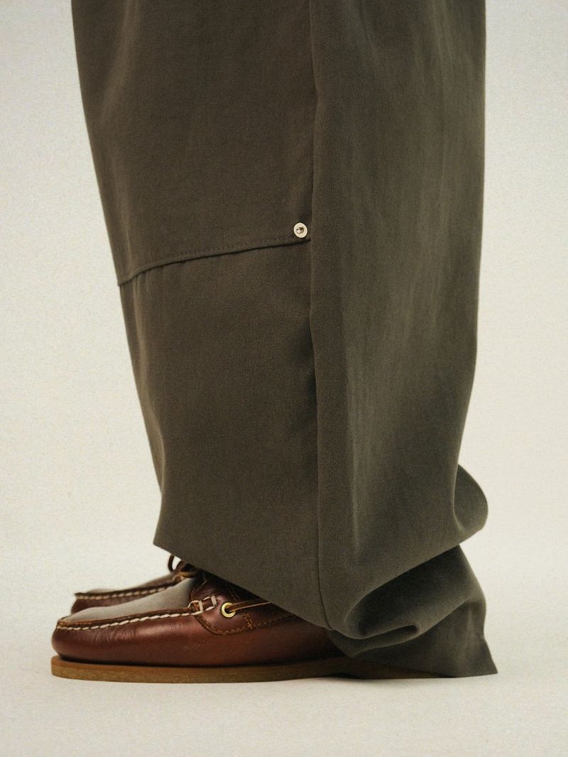 Double Knee Peach Rivet Pants