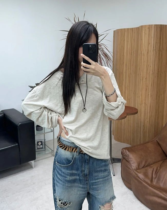 SATIIIZ（サティーズ）の「Heren Roll-up Slub Henley Neck Long Sleeve（Tops）」