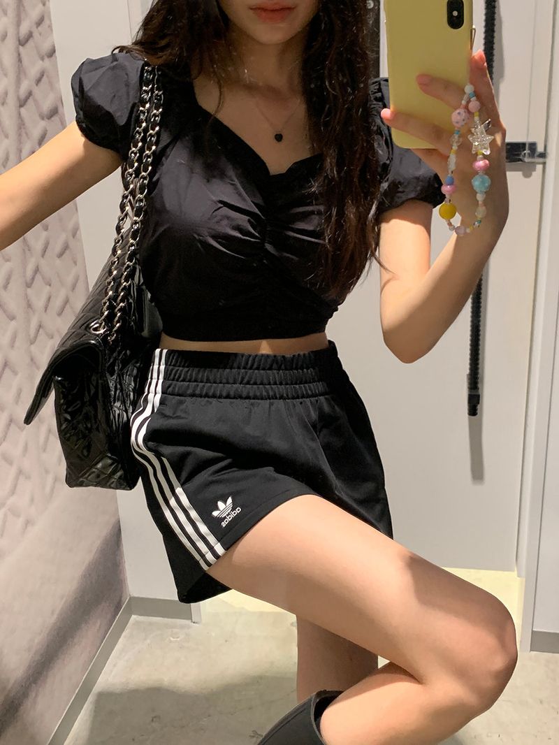 [MADE] MOBE SHIRRING CROP BLOUSE