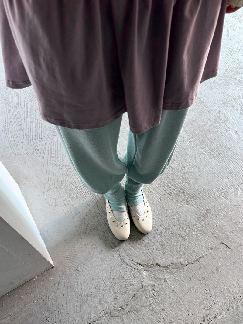 stud soft flat shoes
