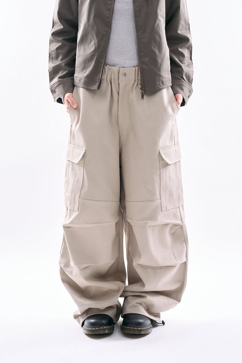 Raucohouse（ラウコハウス）の「Elliot parachute cargo pants（Pants）」