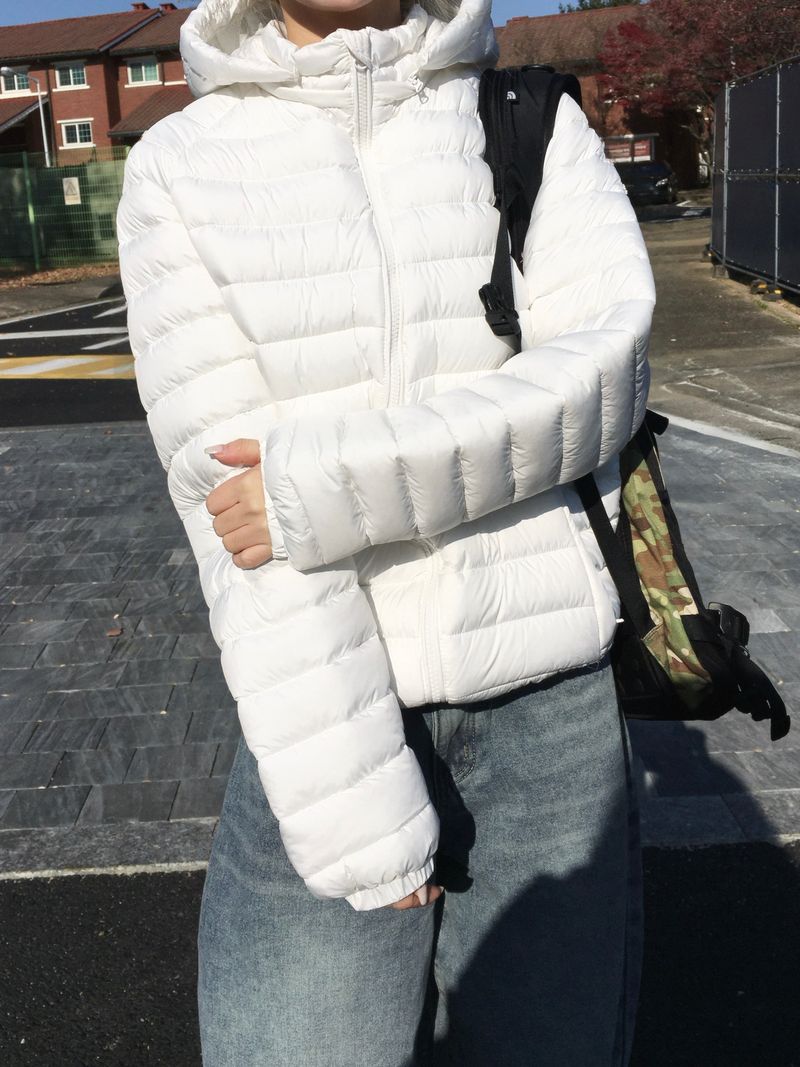 Detachable hood, two-way lightweight padding (4c)