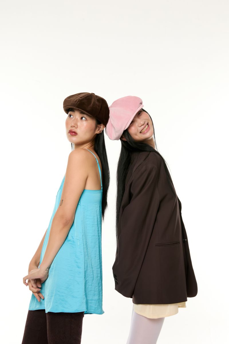 VELVET NEWSBOY CAP / PINK