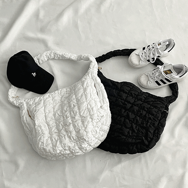 hijjoo（ハイチュー）の「Ten-ver quilting padded bag（Bags）」