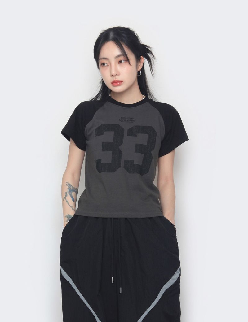 nutellike(ヌテールライク)の「33 Raglan Short-Sleeved Cropped T-Shirt(Tops)」