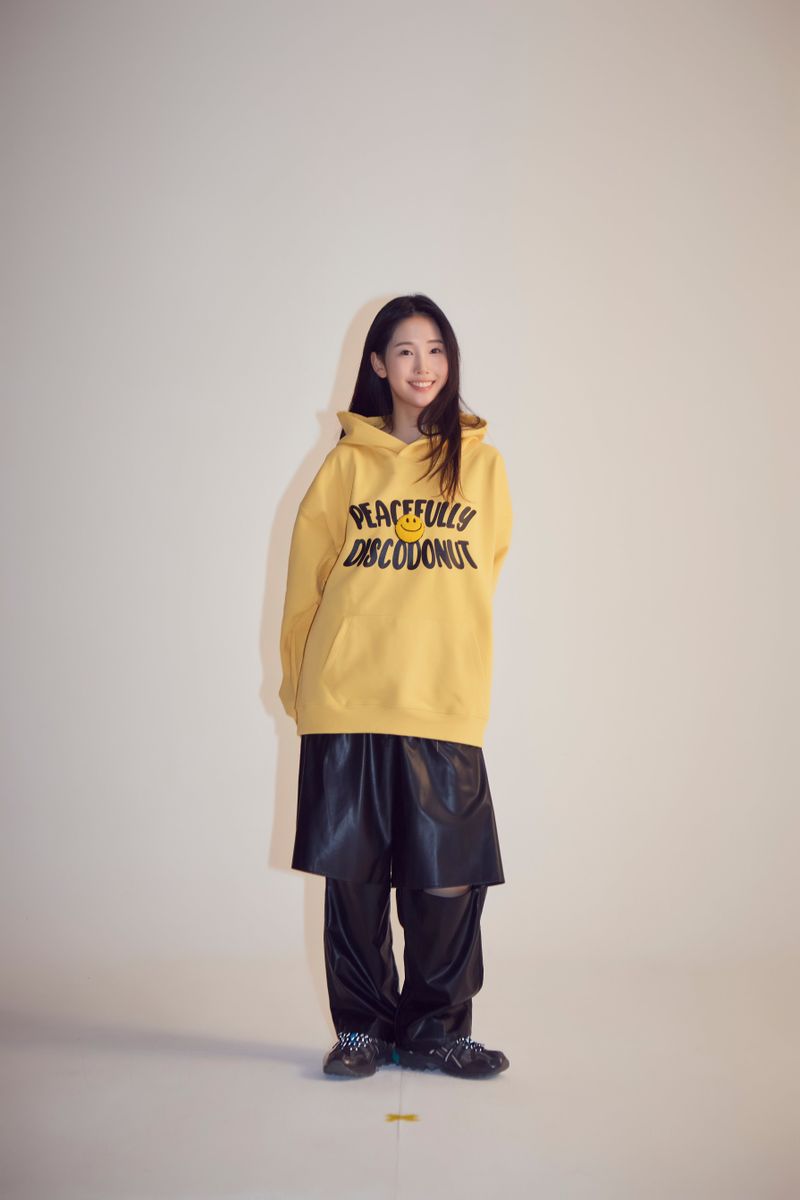 peaceful smile hoodie_yl