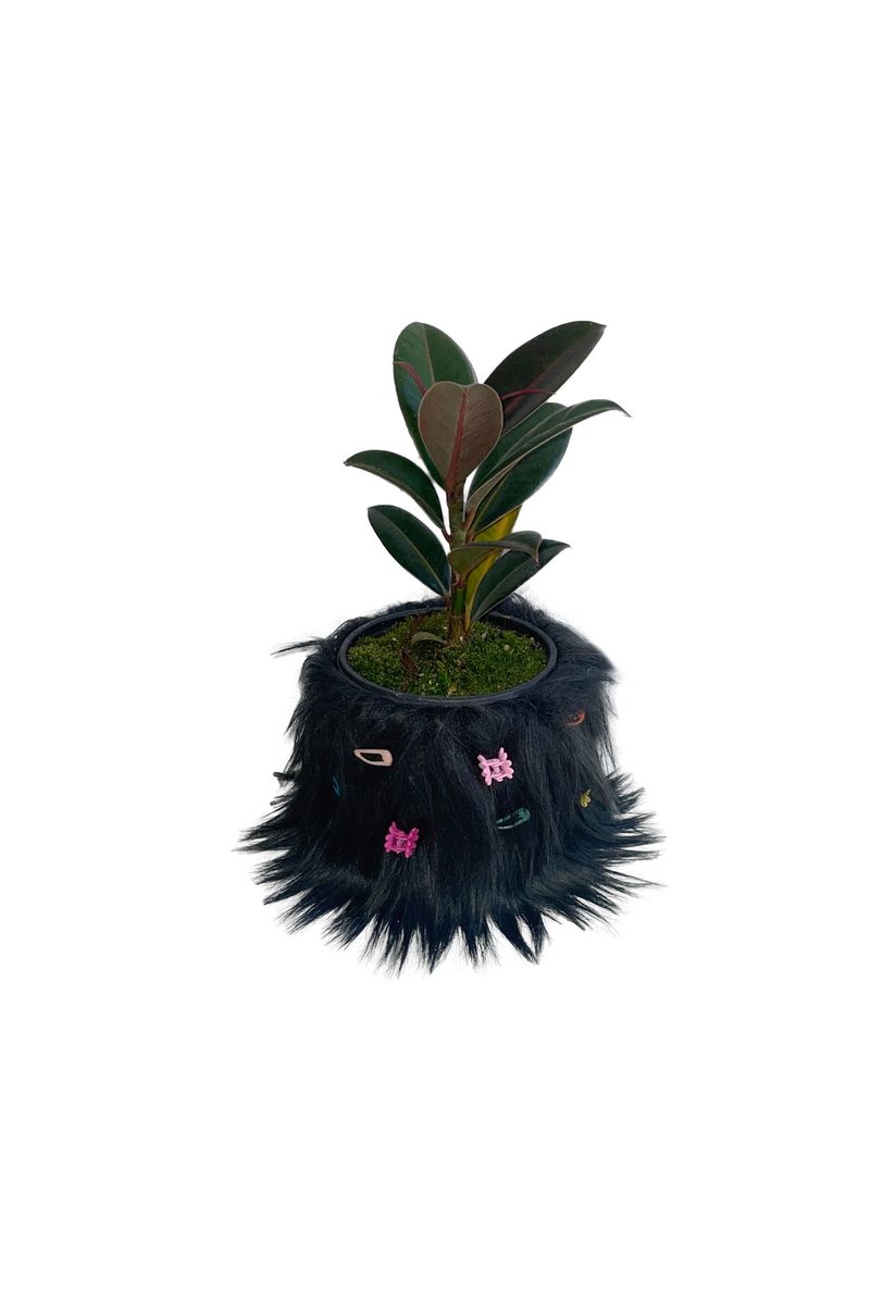 46month（フォーティーシックスマンス）の「FURRY POT COVER (BLACK) + FURRY PIN SET（Interior）」