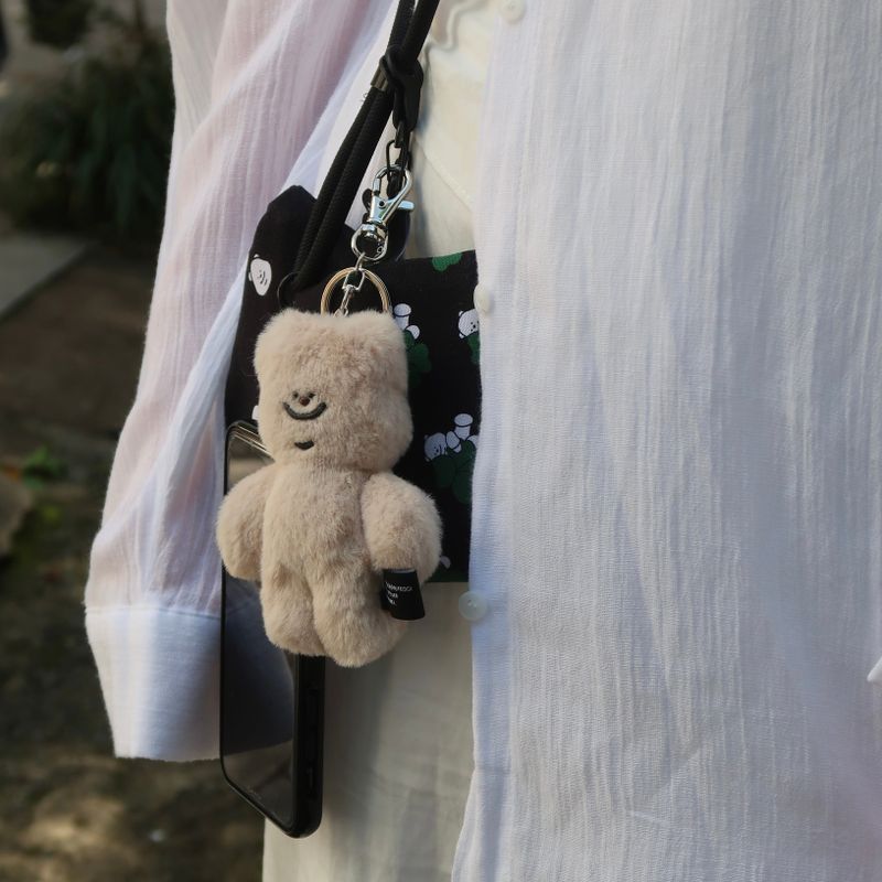 tuteogi hug doll keyring