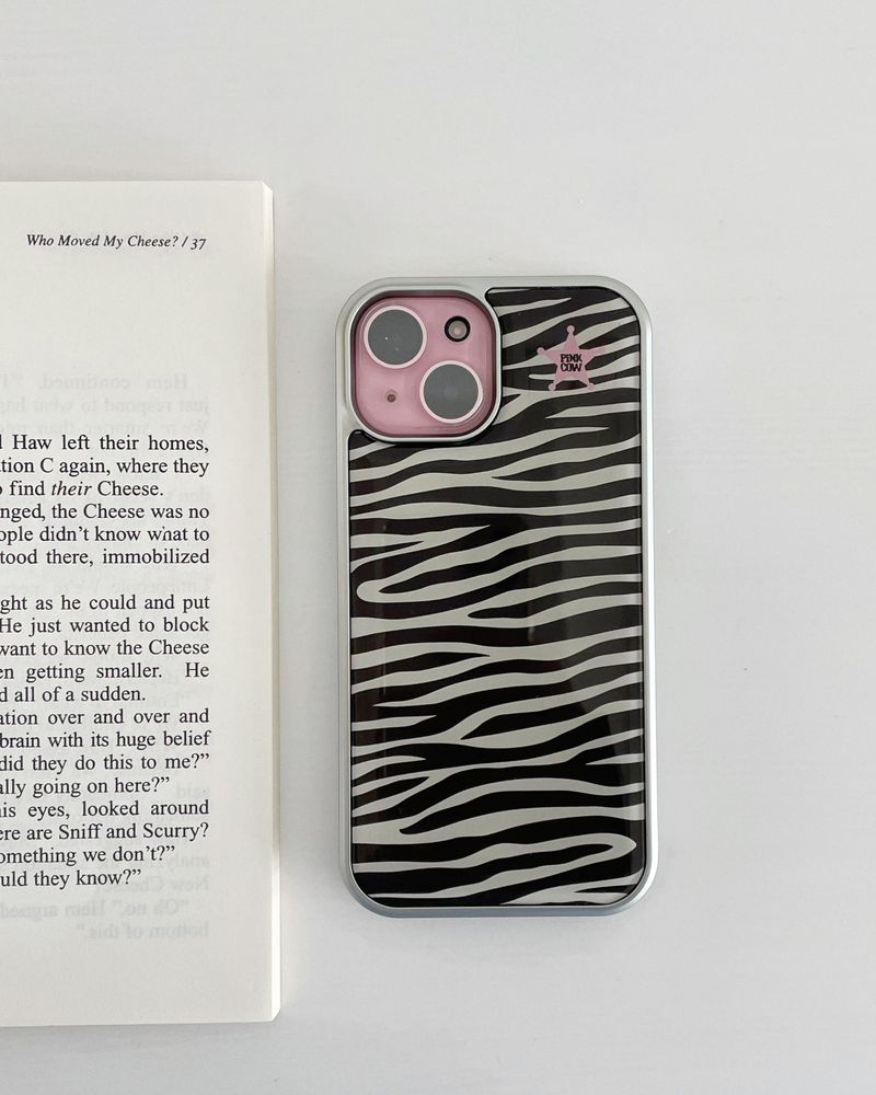 【MADE】 Kitsch Zebra phonecase (beige)