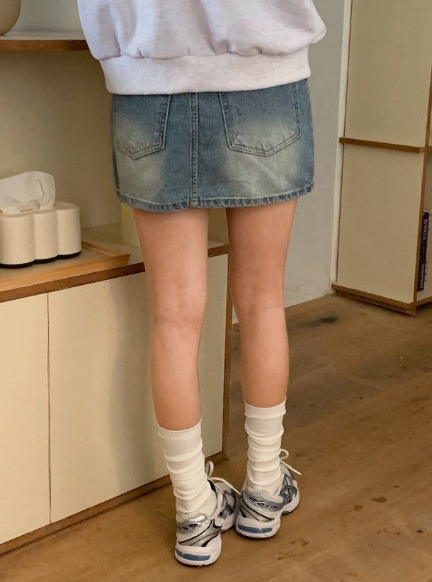 Daily Raw Denim Mini Skirt