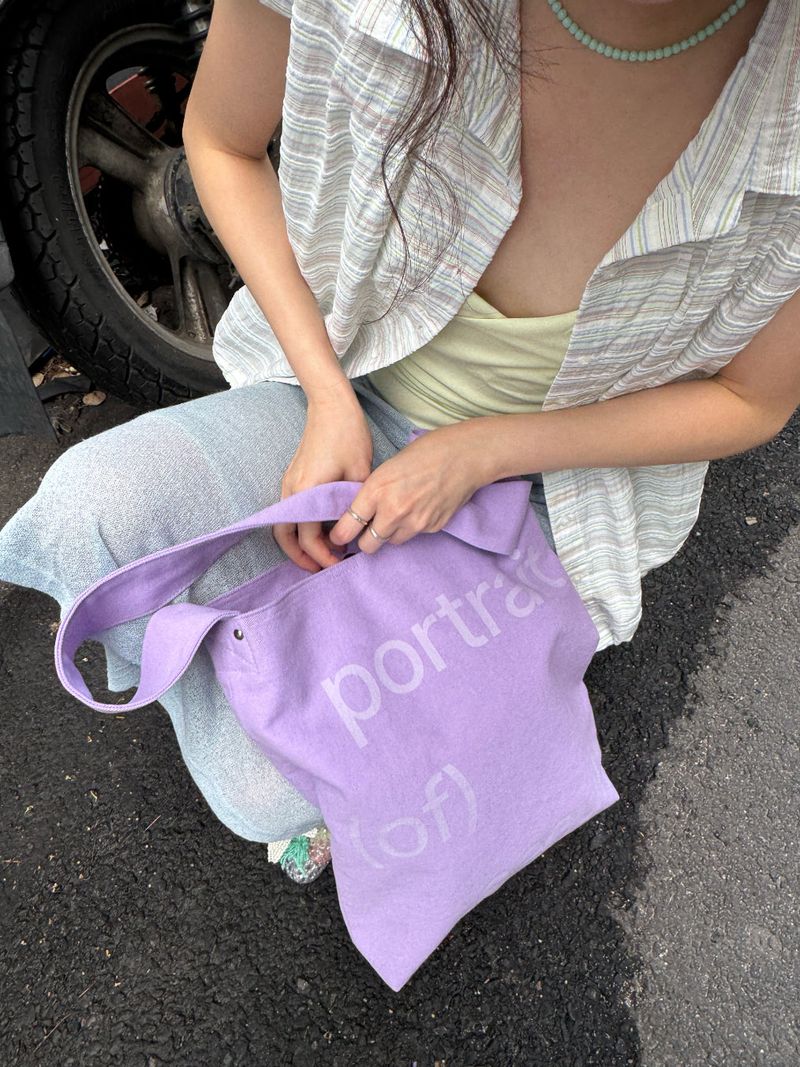 Portrait Wide Strap Shoulder Bag - Grape